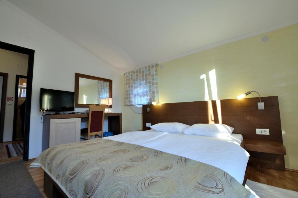 Vila Duric - Ex Hotel Duric Petrovac Pokoj fotografie