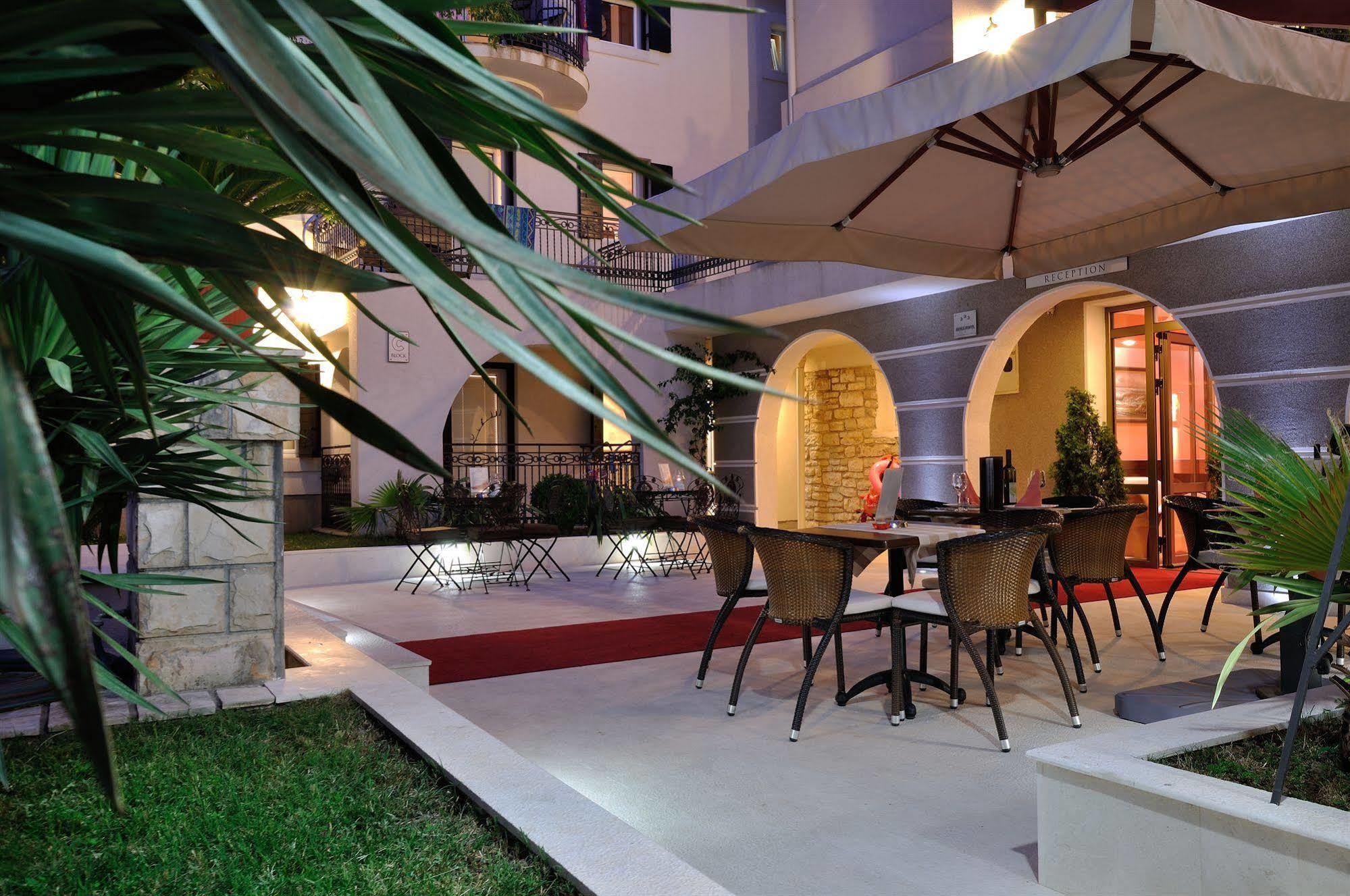 Vila Duric - Ex Hotel Duric Petrovac Exteriér fotografie